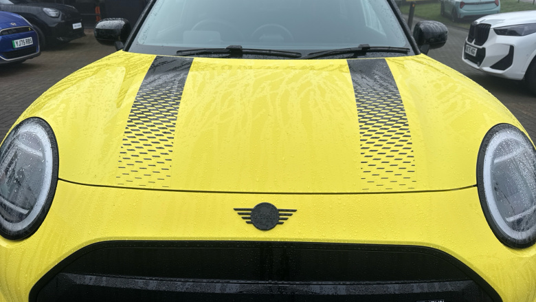 MINI Cooper 135kW E Sport [Level 2] 41kWh 3dr Auto Electric Hatchback